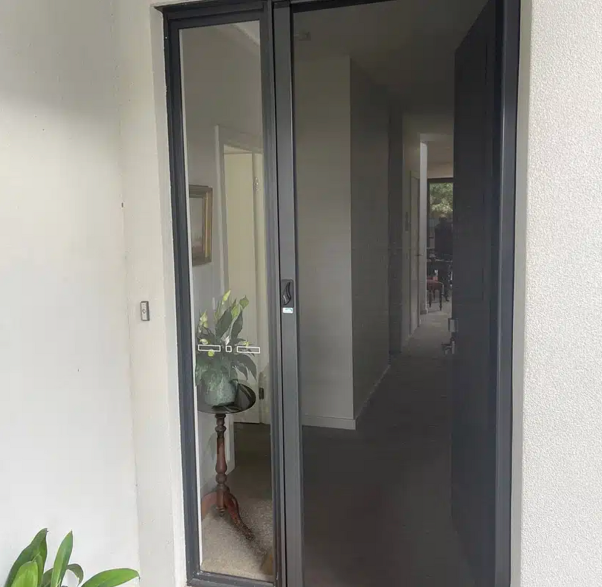 Sliding Door, Screen Door, Bedroom wardrobe & Window Roller Repairs