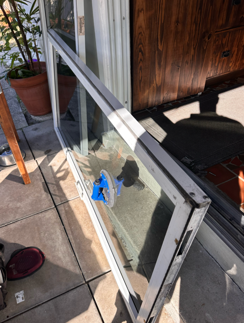 Sliding Door, Screen Door, Bedroom wardrobe & Window Roller Repairs