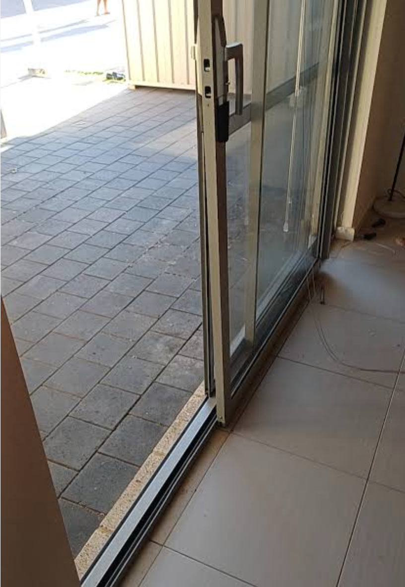Sliding Door, Screen Door, Bedroom wardrobe & Window Roller Repairs