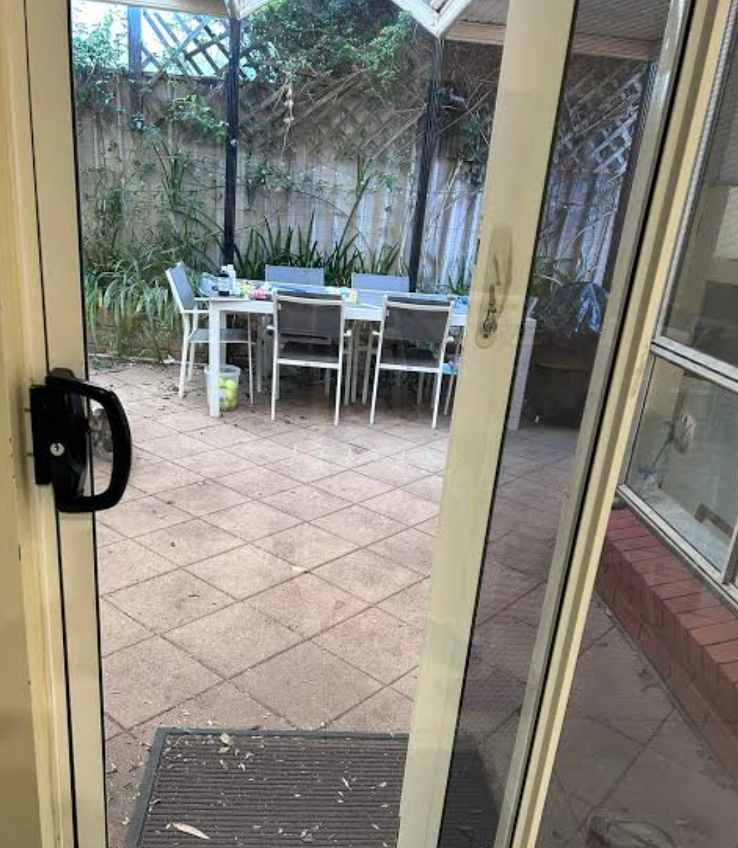 Sliding Door, Screen Door, Bedroom wardrobe & Window Roller Repairs